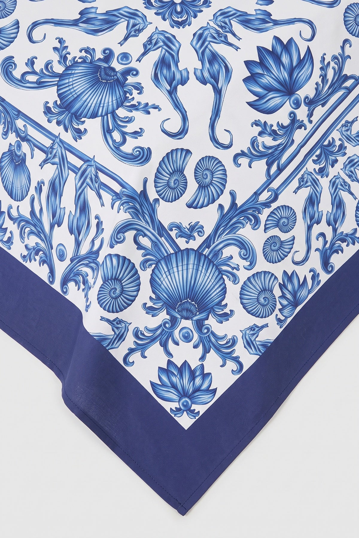 Blue Blanc blue and white table cloth 140x280, view 4